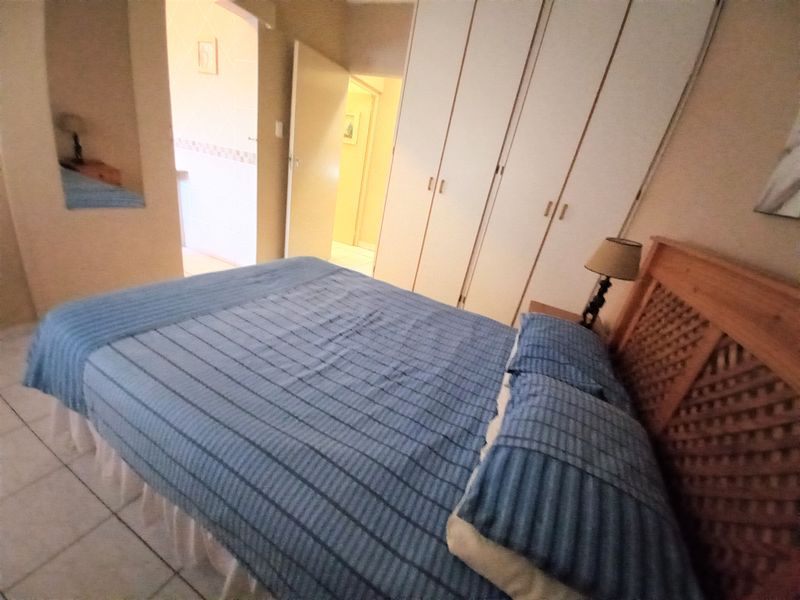 Spacious 3-Bedroom Holiday Unit | Heart of Uvongo - Photo 8