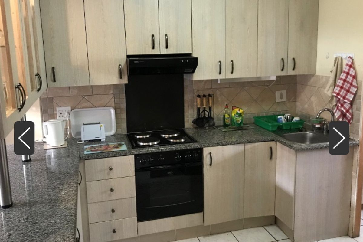 Spacious 3-Bedroom Holiday Unit | Heart of Uvongo - Photo 5