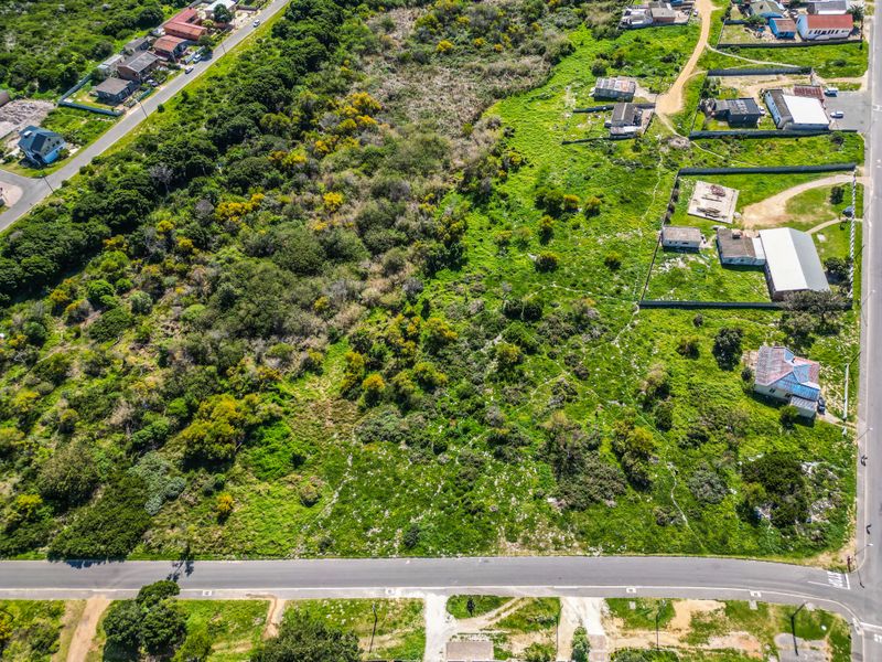 Large vacant plot for sale with a House in Hawston, Hermanus - Photo 8