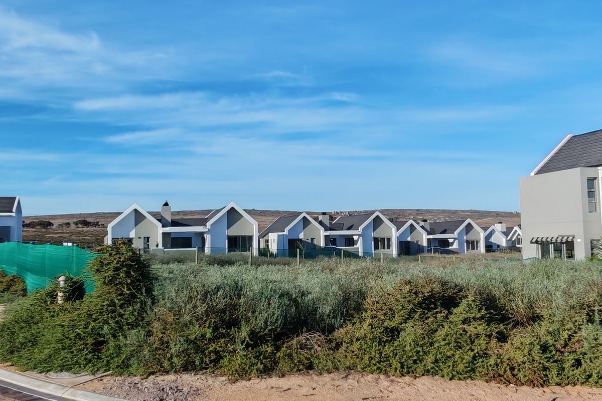 Corner Plot with Two Customizable Home Designs - Photo 2