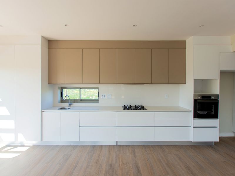 Stylish Home with Indoor-Outdoor Living in Scenic Langebaan Country Estate - Photo 5