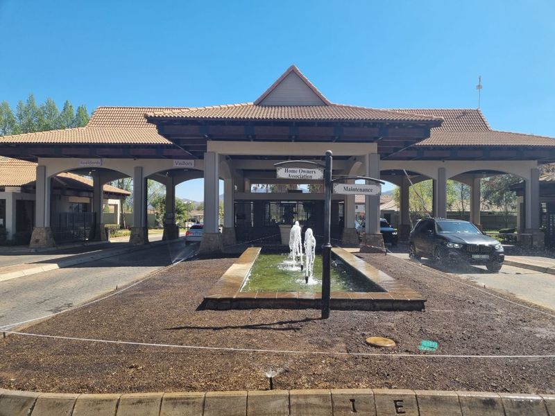 The Islands Estate, Hartbeespoort -  Discover Your Dream Home in! - Photo 8