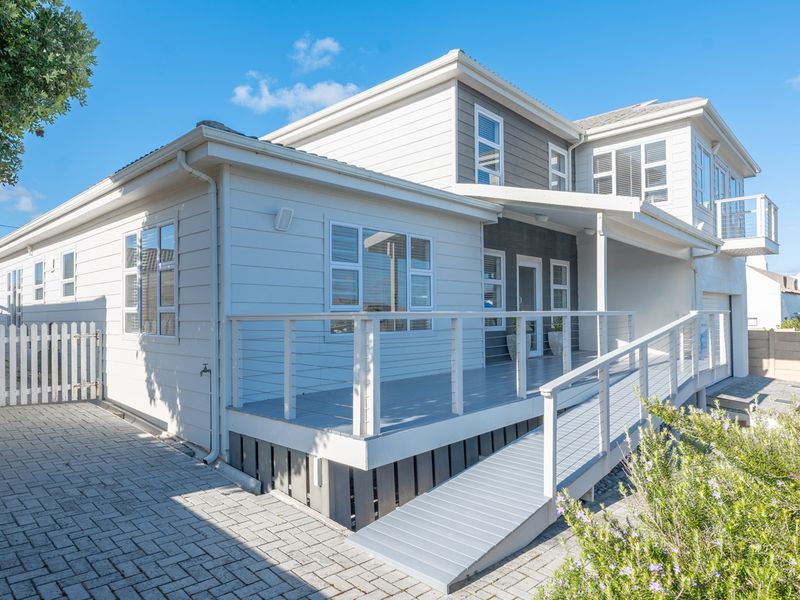 Neat, Spacious & Ready for You! - Photo 5