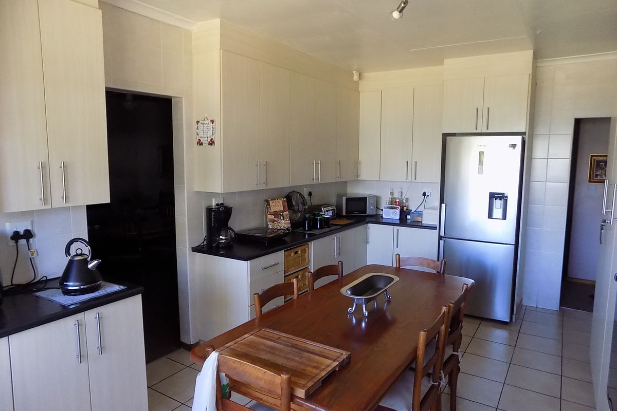 You’ll Want To Live Here! - Photo 5