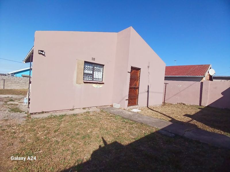 3 Bedroom House in Mdantsane - Photo 10