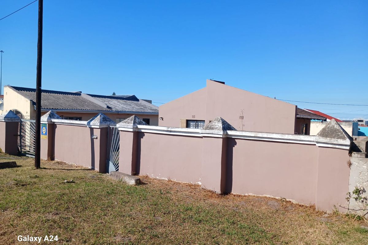 3 Bedroom House in Mdantsane - Photo 5