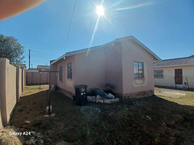 3 Bedroom House in Mdantsane - Photo 6