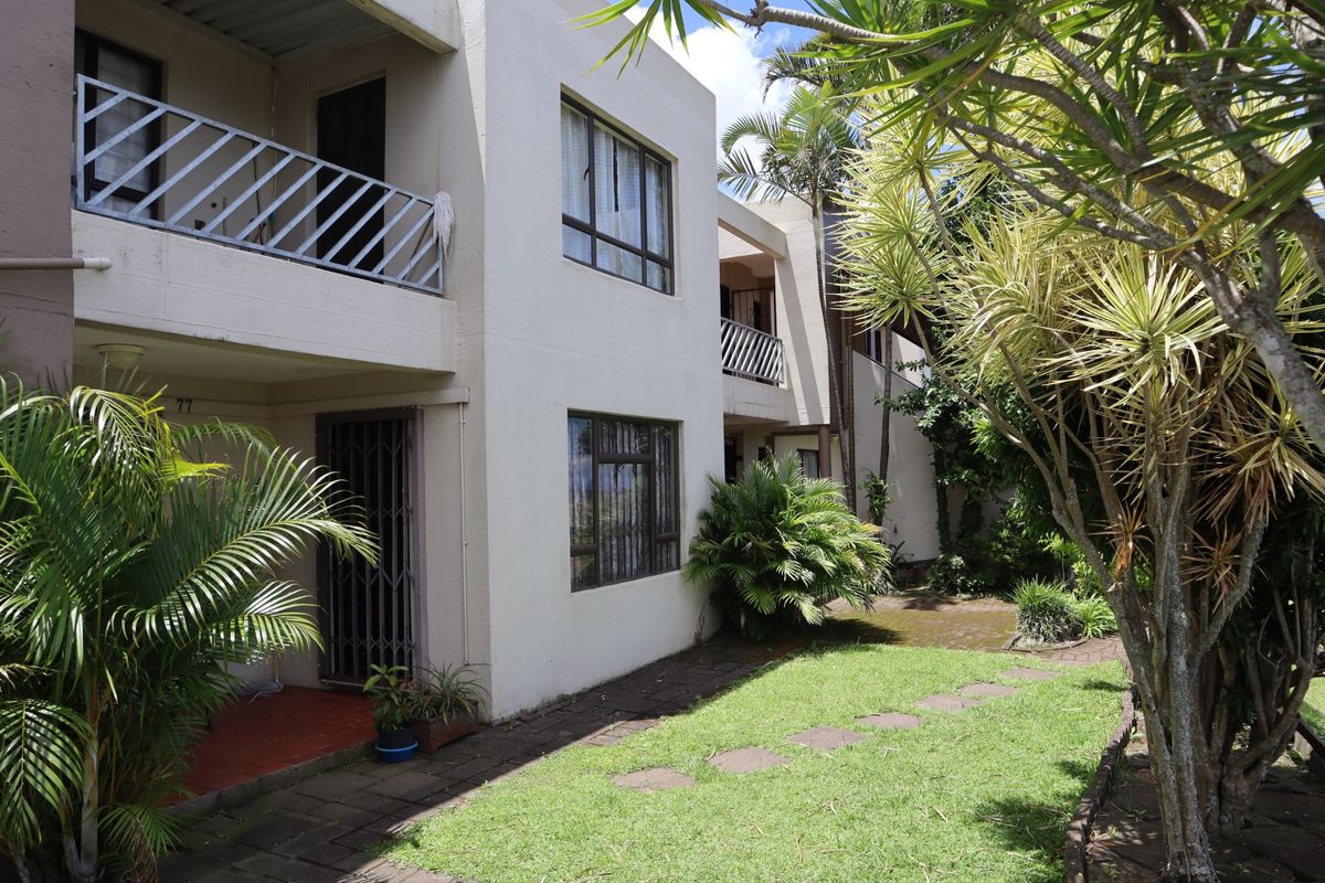 Live comfortably in this secure 2-bedroom apartment at The Campbells - Photo 3