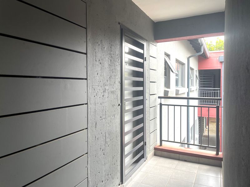 2 Bedroom Investment unit - Location is key. - Photo 10