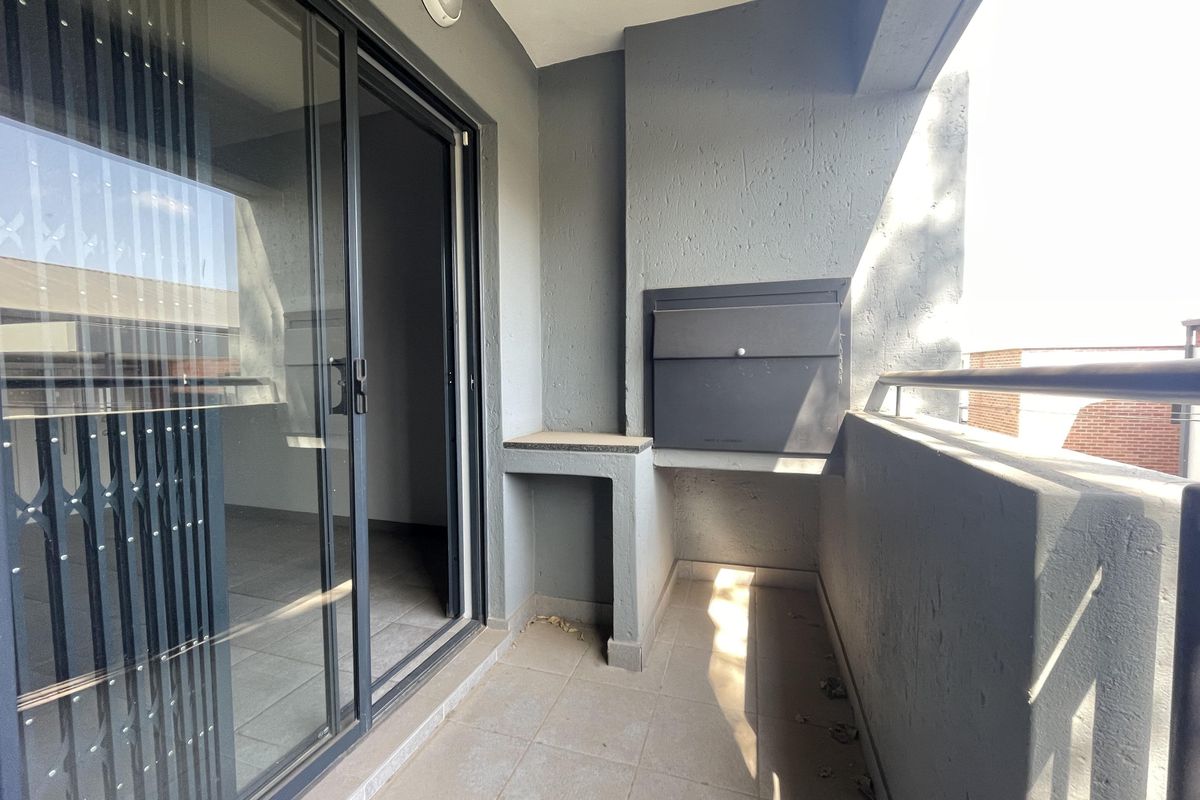 2 Bedroom Investment unit - Location is key. - Photo 3