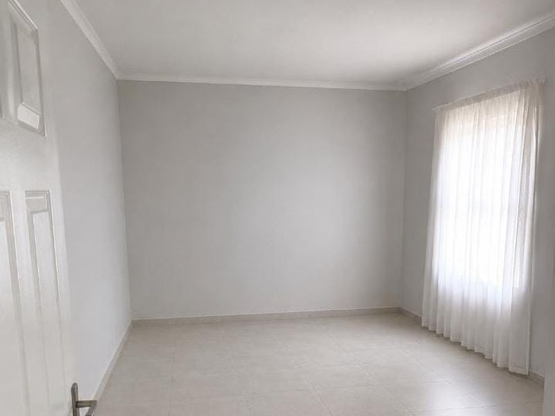 2 Bedroom House for Sale in Mdantsane NU5 - Photo 9