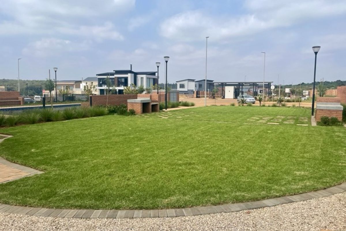 Double Storey Home in Fountainbrook Estate - Photo 5