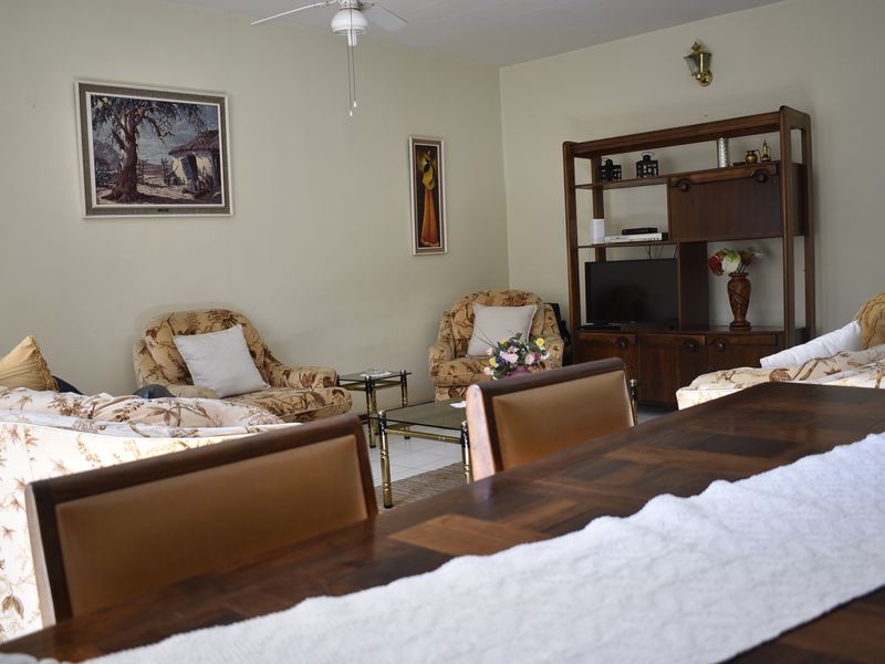 2 Bedroom Townhouse for Sale in a Sought-After Secure Complex - Photo 2