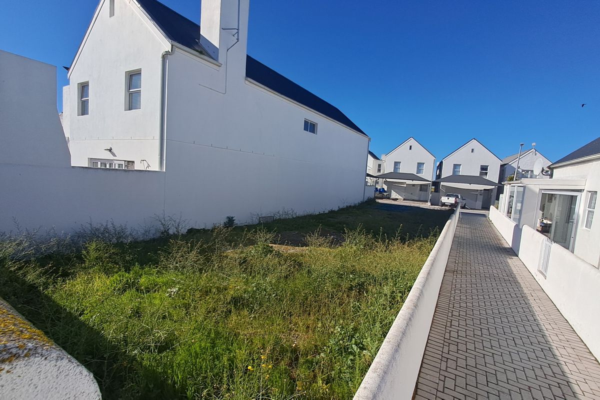 185 m2  of land situated in the stunning West Coast , Velddrif area. Located close to amenities. - Photo 5
