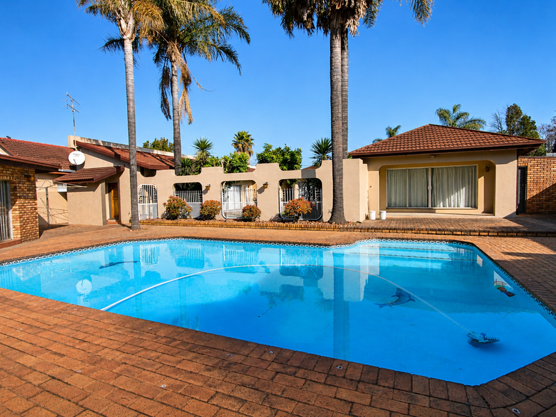Exceptional Investment Opportunity in the Heart of Kempton Park - Photo 6