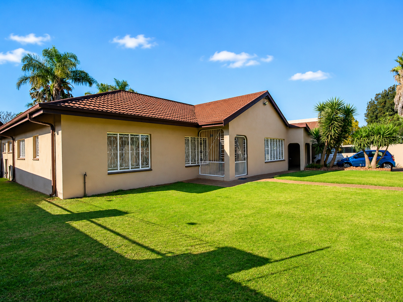 Exceptional Investment Opportunity in the Heart of Kempton Park - Photo 2