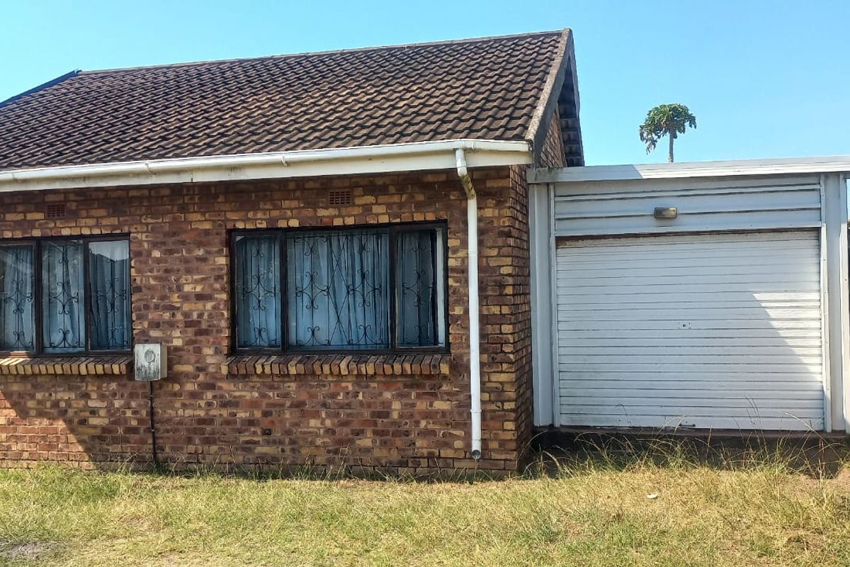 3-Bedroom Home with Income-Generating 2-Bedroom Flatlet - Photo 2