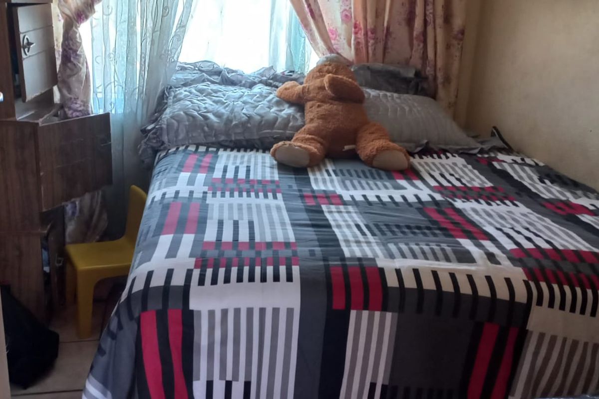 3-Bedroom Home with Income-Generating 2-Bedroom Flatlet - Photo 3