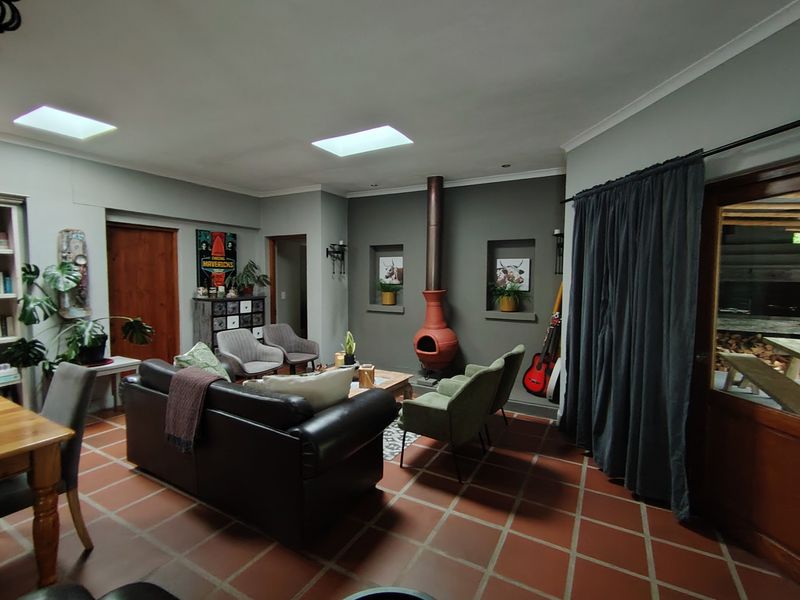 House Share - with a Real Surfer Vibe - Photo 9