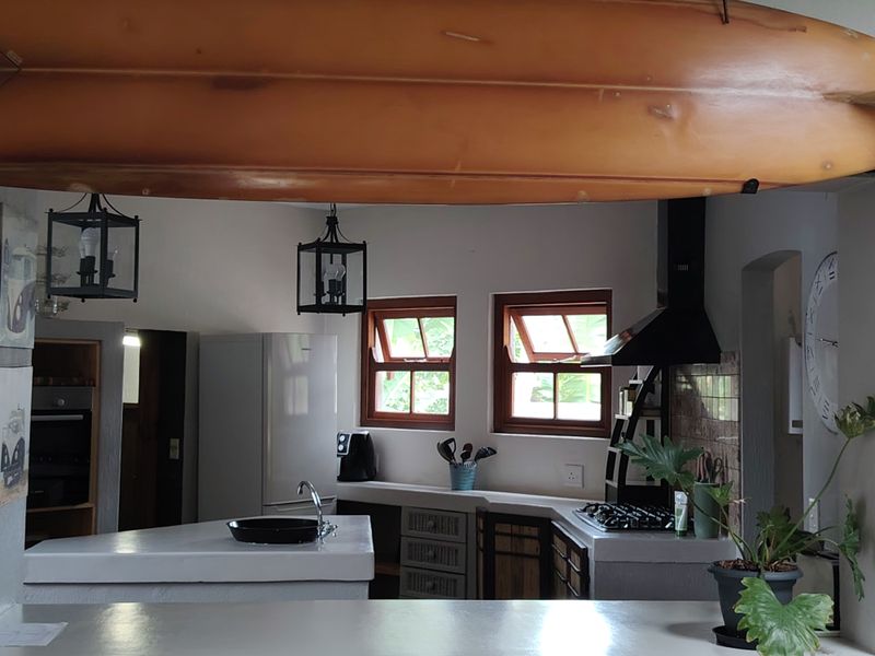 House Share - with a Real Surfer Vibe - Photo 8