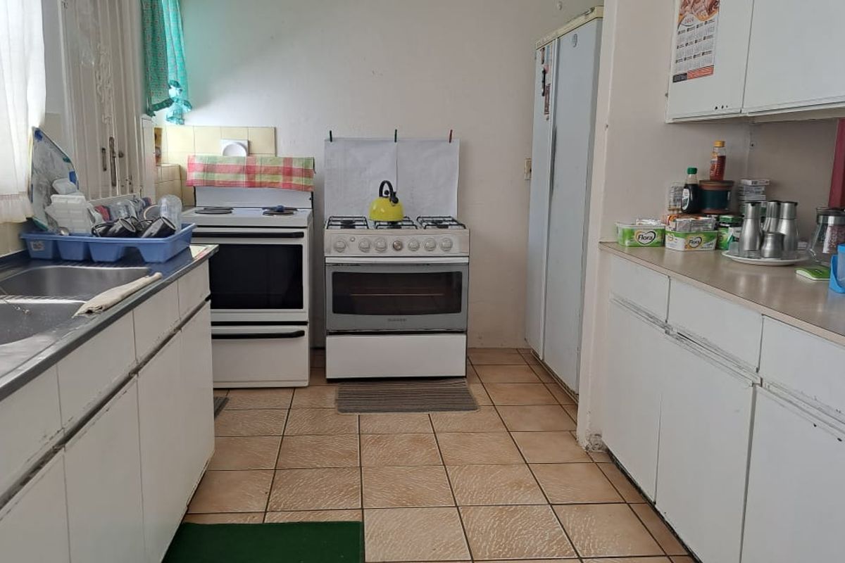 3 Bedroom 2 Bathroom house for sale in Sasolburg - Photo 3