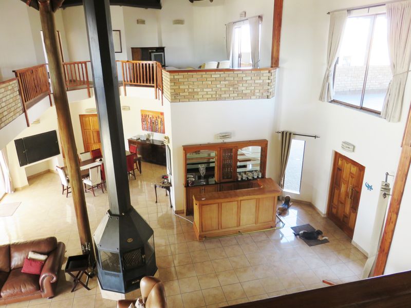 Waterfront Masterpiece on Vaal Dam, Free State. - Photo 9