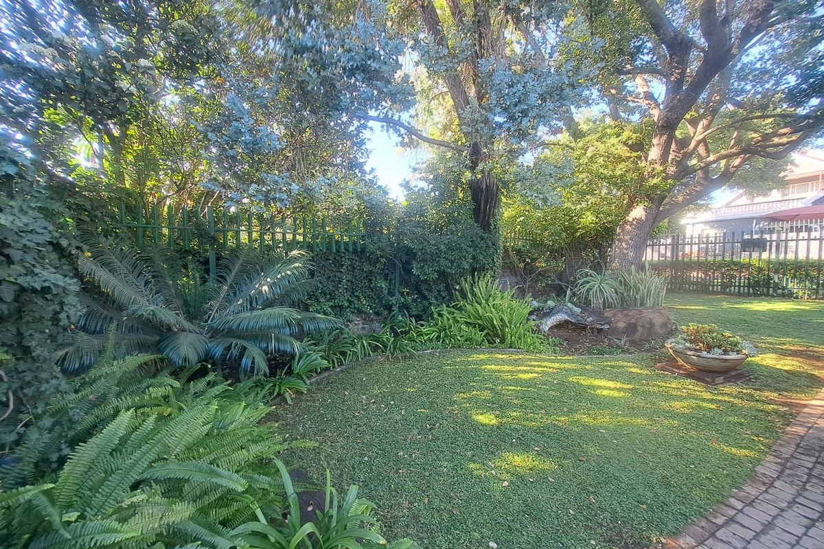 Family Home!! - Photo 3