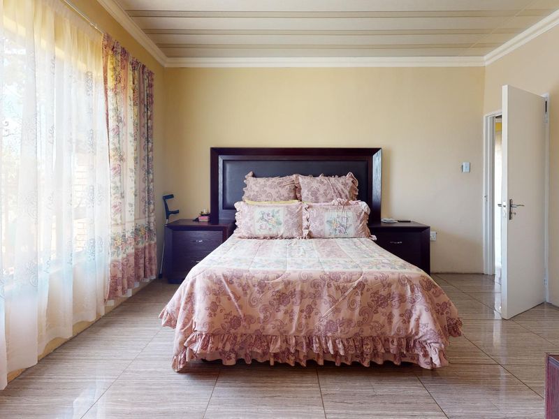 House For Sale In Potchefstroom - Photo 7