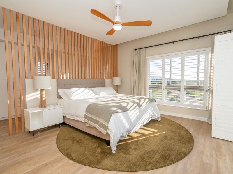 Brand-New Lock-Up & Go Luxury Apartment - Photo 7