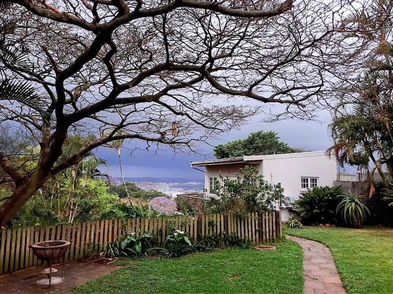 Delightful Oasis with Income Generating possibilities - Photo 2