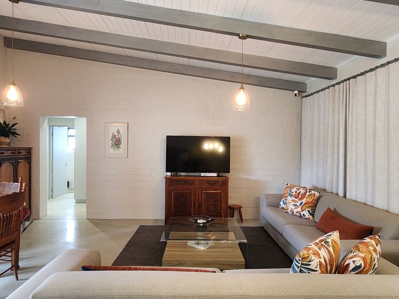 3 Bedroom family Home on the Popular Drostdykop - Photo 7