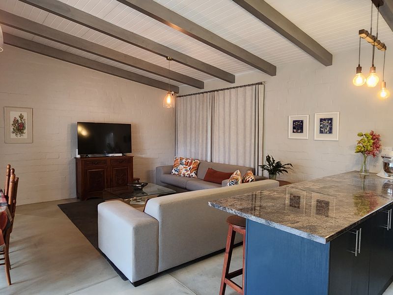 3 Bedroom family Home on the Popular Drostdykop - Photo 6