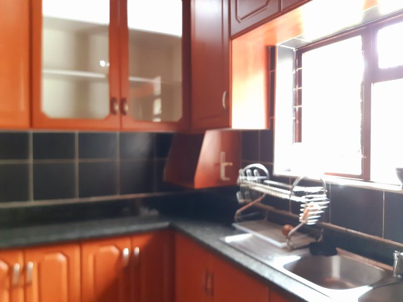 Lovely Home, Yellowwood Park - Photo 7