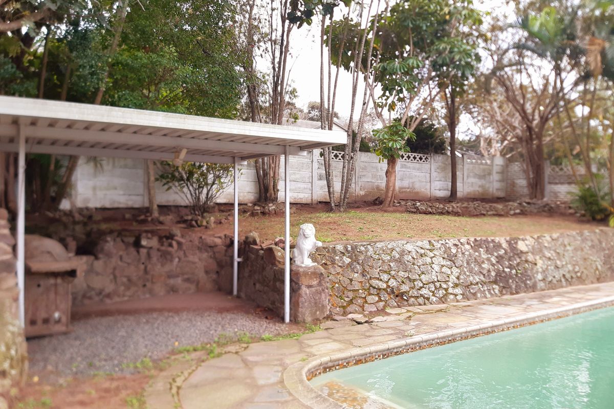 Lovely Home, Yellowwood Park - Photo 3