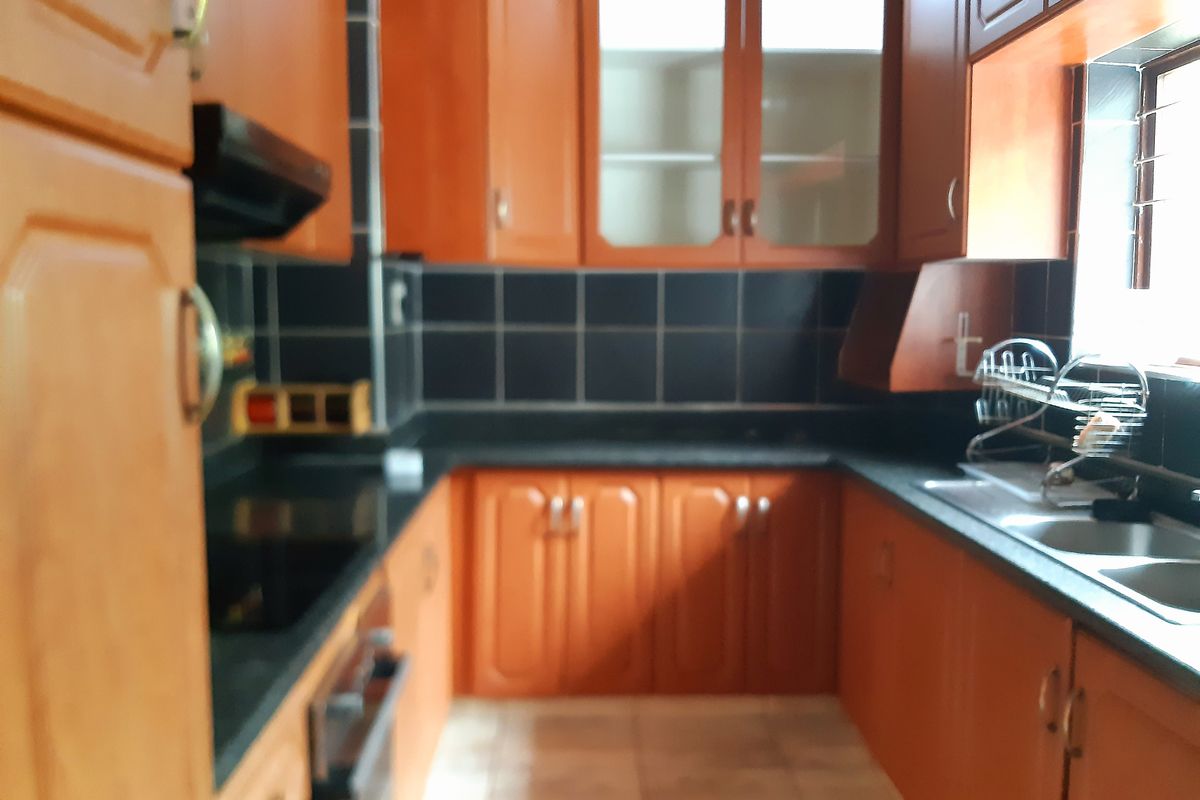 Lovely Home, Yellowwood Park - Photo 4