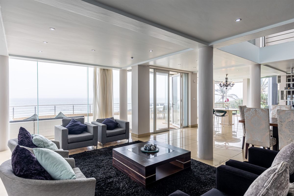 A Coastal Masterpiece with Panoramic Ocean Views - Photo 3