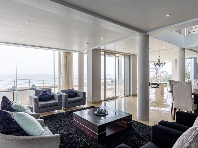 A Coastal Masterpiece with Panoramic Ocean Views - Photo 3