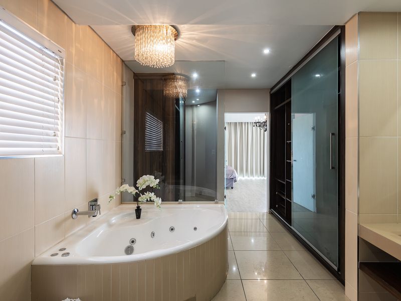 A Coastal Masterpiece with Panoramic Ocean Views - Photo 10