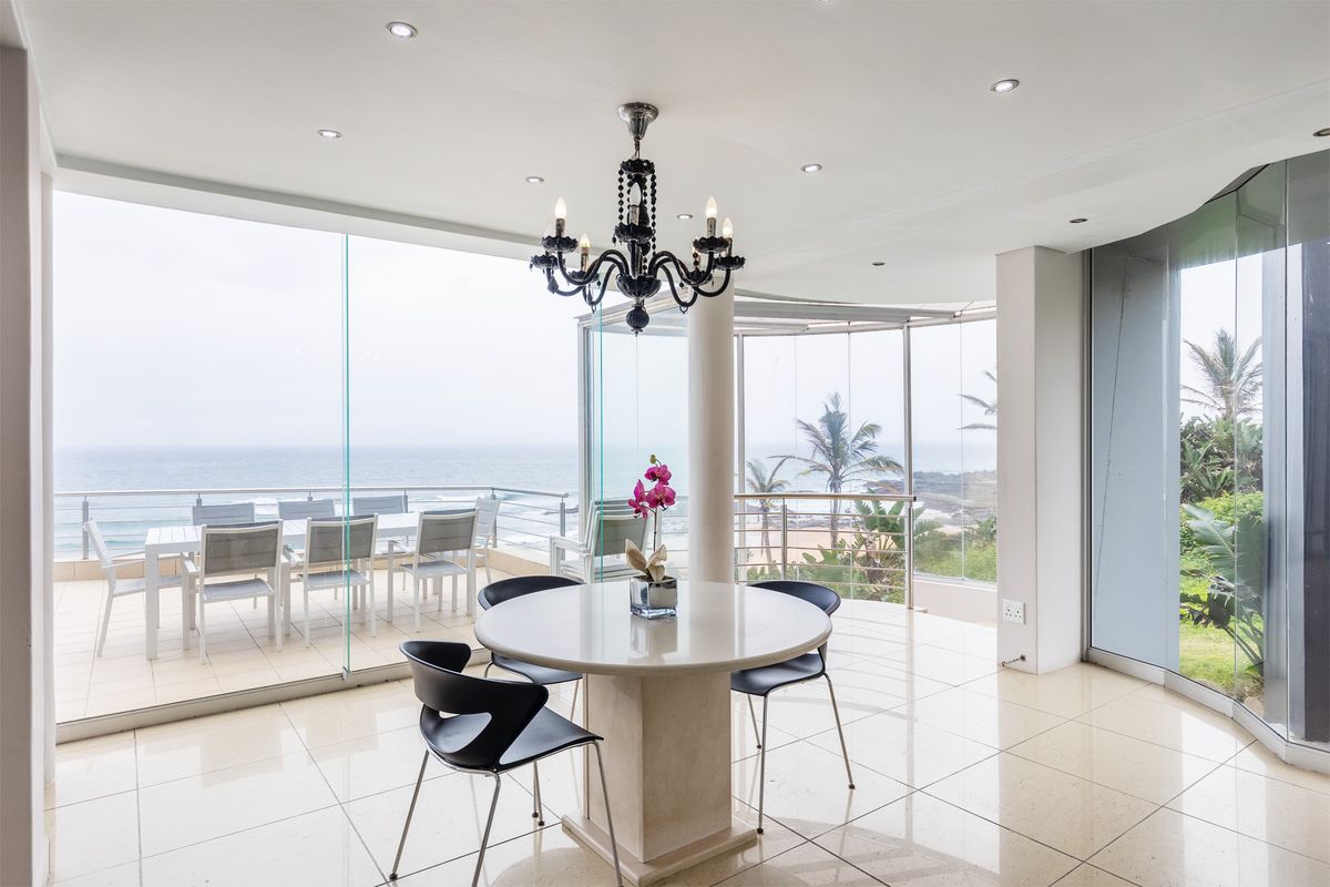 A Coastal Masterpiece with Panoramic Ocean Views - Photo 4