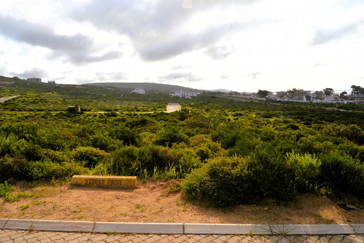 Not to be missed!!! A 299m2 Erf @ R499 000-00 in St Helena Bay. - Photo 3