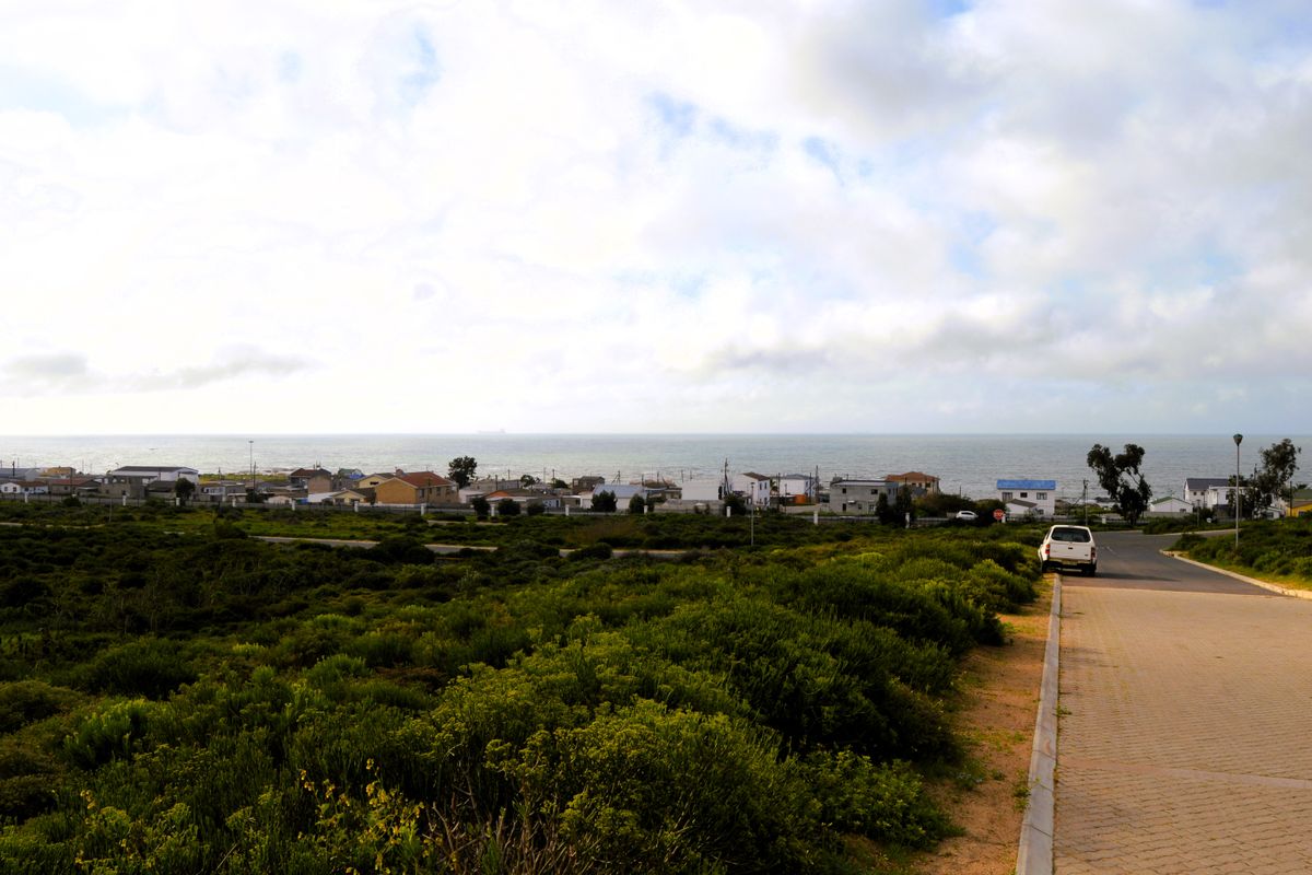 Not to be missed!!! A 299m2 Erf @ R499 000-00 in St Helena Bay. - Photo 5