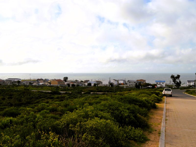 Not to be missed!!! A 299m2 Erf @ R499 000-00 in St Helena Bay. - Photo 5