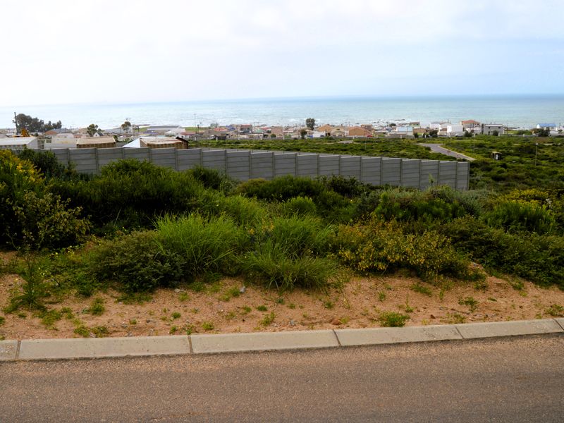 Not to be missed!!! A 466m2 Erf @ R599 000-00 in St Helena Bay. - Photo 2