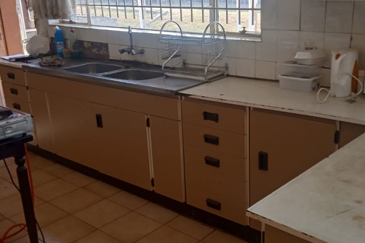 Charming Farmhouse with Cottages and Workshop in Walkerville - Photo 3