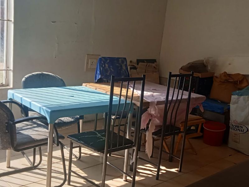 Charming Farmhouse with Cottages and Workshop in Walkerville - Photo 9