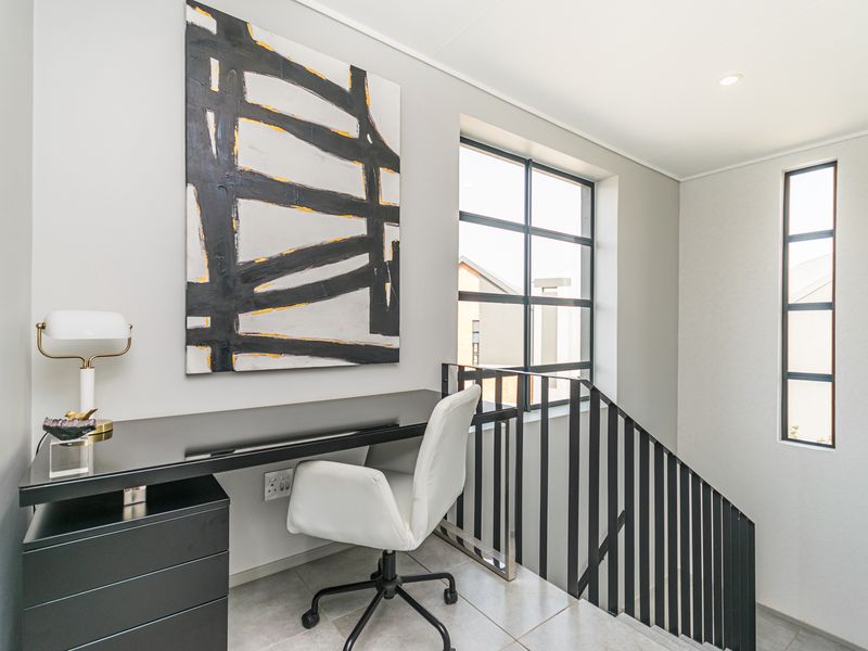 Modern new development - Buy direct from the developer and save nearly R175 000 - Photo 5