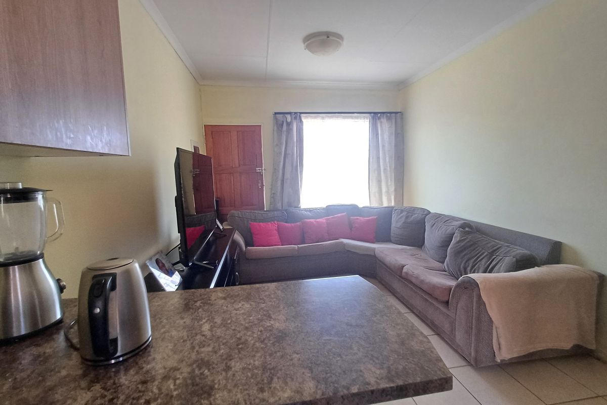 Ideal for Families and First-Time Buyers - Photo 5