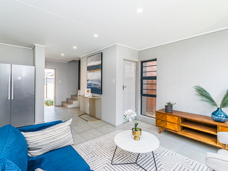 Buy directly from the developer—no bond or transfer costs! - Photo 5