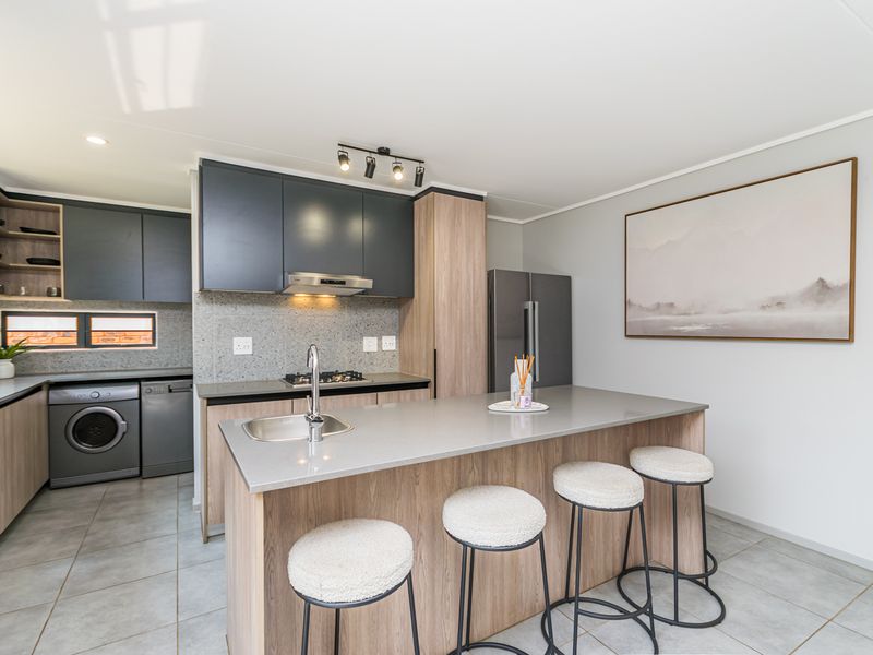 Buy directly from the developer—no bond or transfer costs! - Photo 10