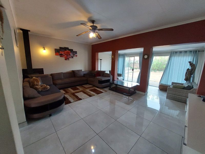 Property for sale in Sasolburg Ext 41 - Photo 3